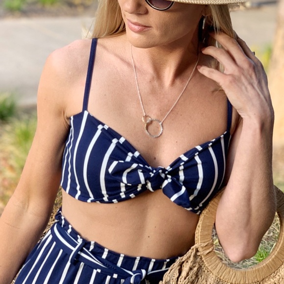 Navy striped 2 piece set - Picture 7 of 7